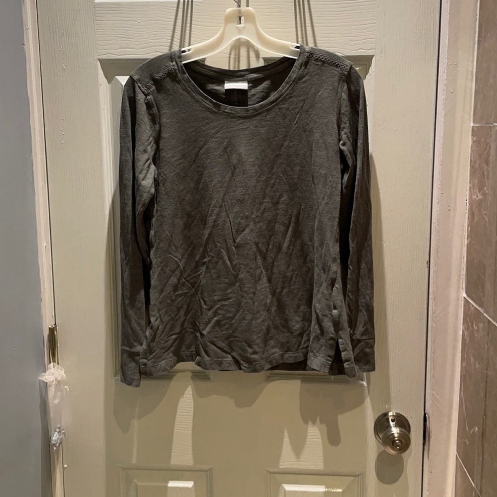 Columbia long sleeve shirt
